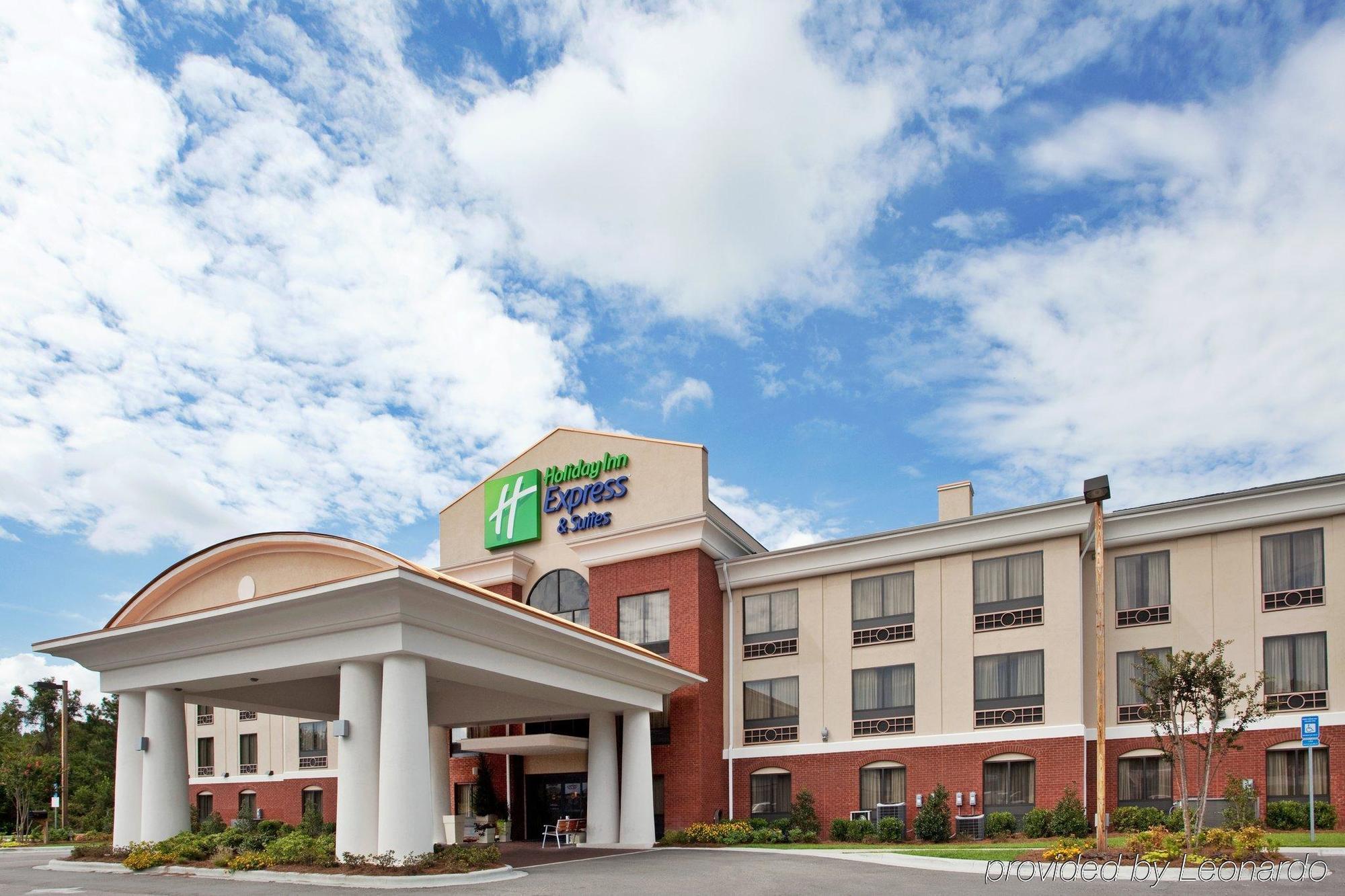 Holiday Inn Express & Suites - Hardeeville-Hilton Head By Ihg Exterior foto